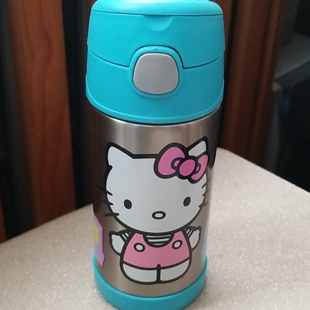 Hello Kitty Thermos Insulated Bottle 12 oz - Picture 2 of 6